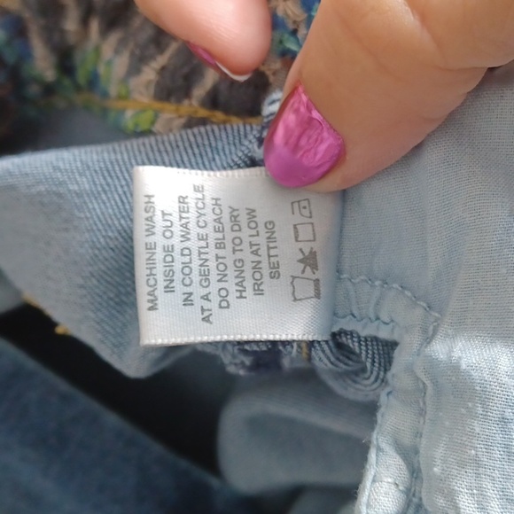 John Mark Floral Embroidered Jeans Raw Hem, 27" Inseam - Picture 7 of 9